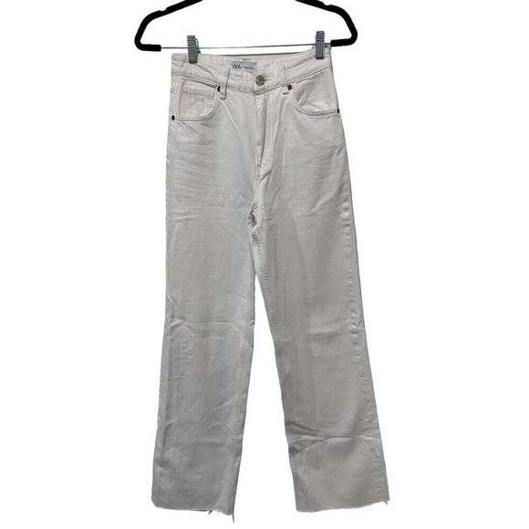 Zara High Rise Straight Leg Zip Fly Raw Cut Off Hem Cotton Mom Jeans White Sz 2 - Picture 1 of 11